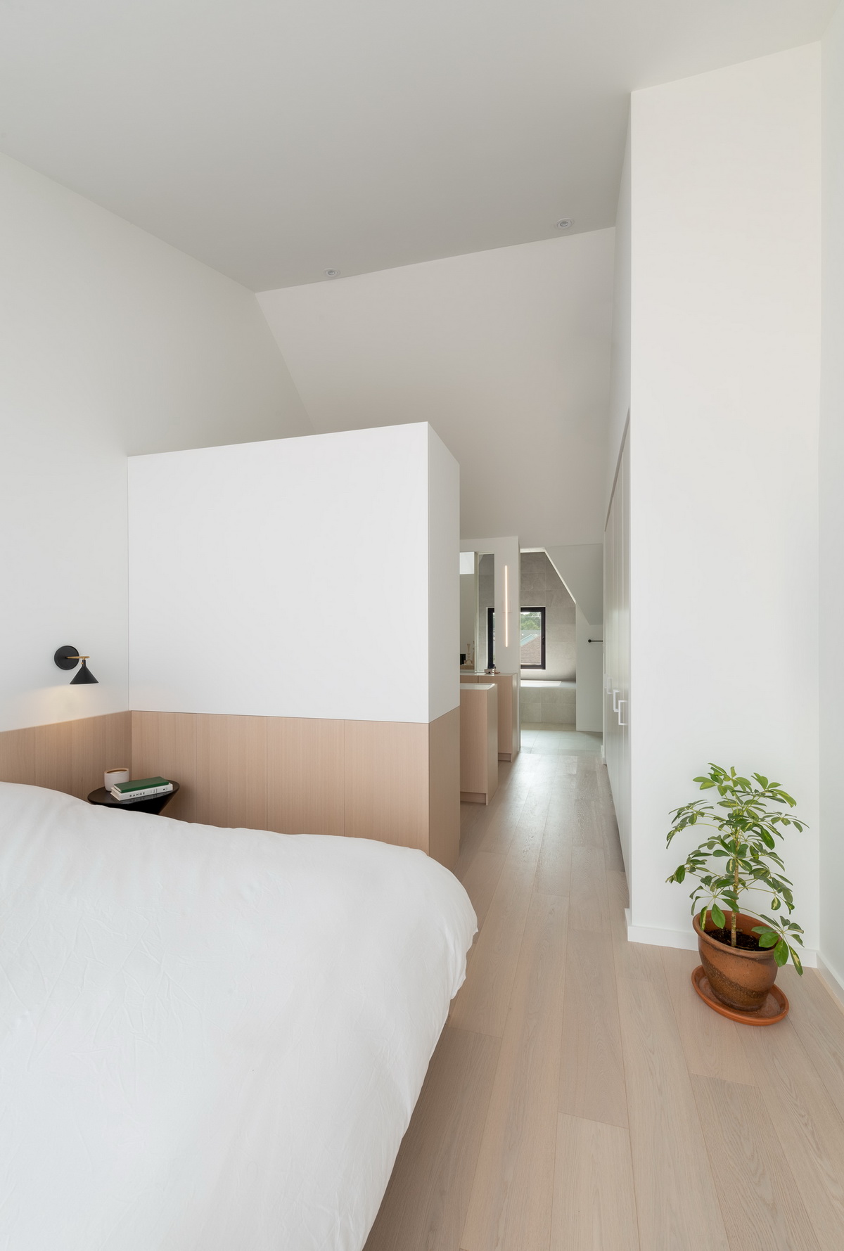 4_borden-residence-studio-ac-toronto-house-renovation_dezeen_2364_ss_0_调整大小.jpg