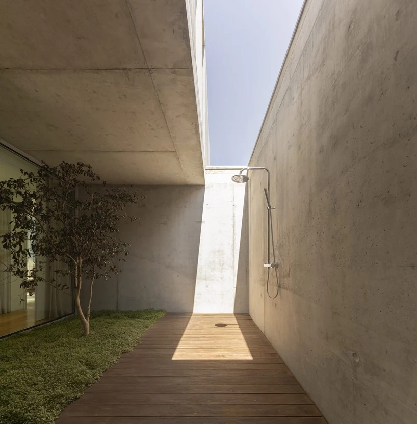 fcc-arquitectura-gc-house-portugal-designboom-13.webp.jpg